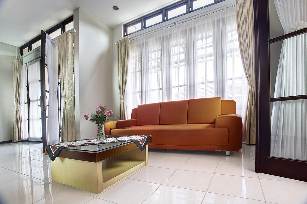 Omah Garuda Homestay Pakualaman Ngoại thất bức ảnh