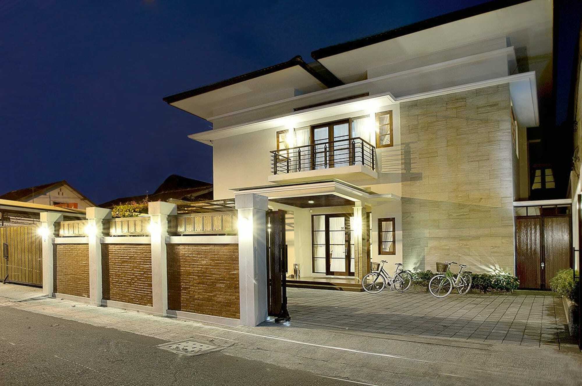 Omah Garuda Homestay Pakualaman Ngoại thất bức ảnh